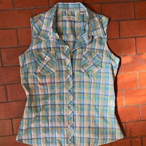 Roper Women's western Plaid Button Down Shirt - w gold thread down the stripe